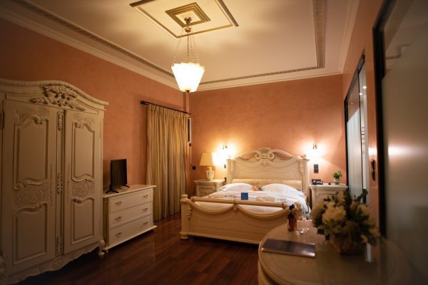 Anastazia room 7