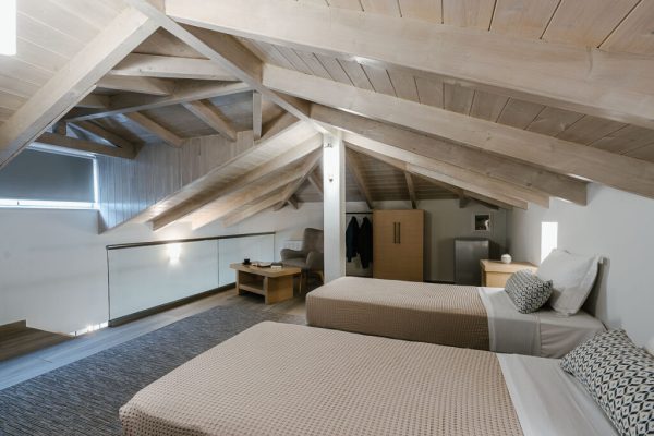 Andrews room 10