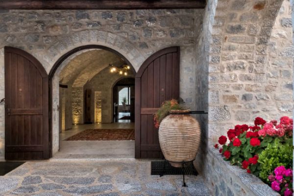 Πέτρα και Φως ξενοδοχείο Λιμένι 4